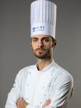 Иван Макки: шеф-инструктор по кондитерскому искусству в ALMA